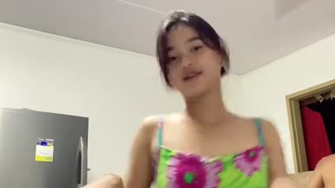 TRENDING GIRL SEXY DANCE