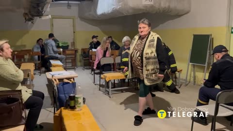 🚨🏃 Ukraine Russia War | Kyiv Residents Rush to Shelters in Air Raid | RCF