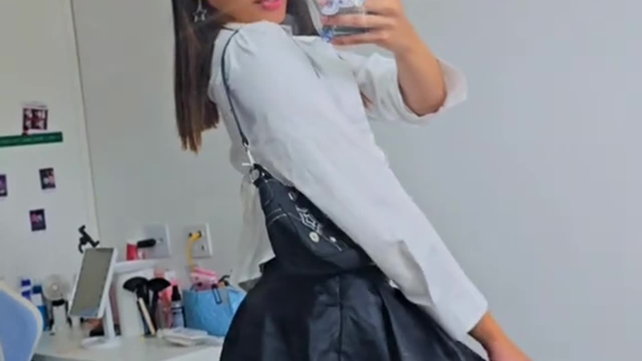 A new tgirl present to live with you