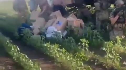 🛫️💼 Ukraine Russia War | RU POV: Mi-8 Delivering Supplies to Frontlines | RCF