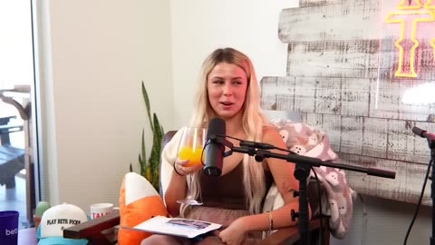The Hawk Tuah Girl’s Downfall is Getting Worse... (1080p)