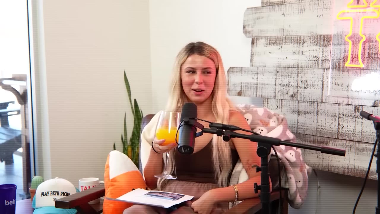 The Hawk Tuah Girl’s Downfall is Getting Worse... (1080p)