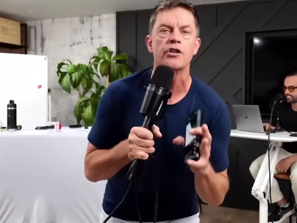 Jim Breuer rips the mind control tactics used by the fake news