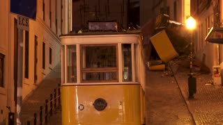Portugal's president and PM visit Lisbon's funicular crash site
