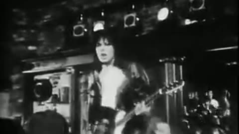 Mar 20, 1982: "I Love Rock n Roll" by Joan Jett & the Blackhearts hit #1 on the