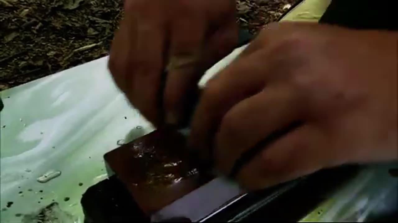 Ray Mears Teaches How to Sharpen a Knife at Camp | Essential Bushcraft Survival Skill