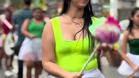 Eliana Anahí #desfile #videoviral #bailarinafeliz #baile