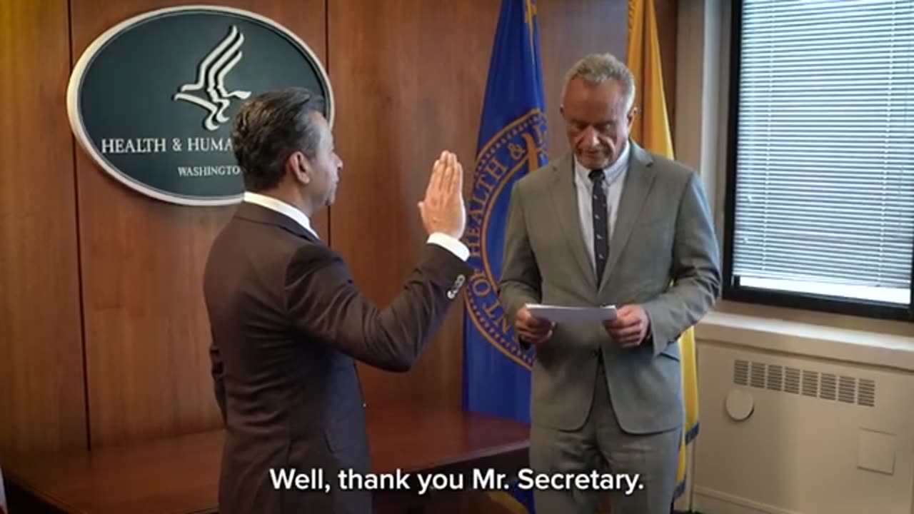 Swearing in of FDA Commissioner and NIH Director | RFK Jr. HHS Sec.