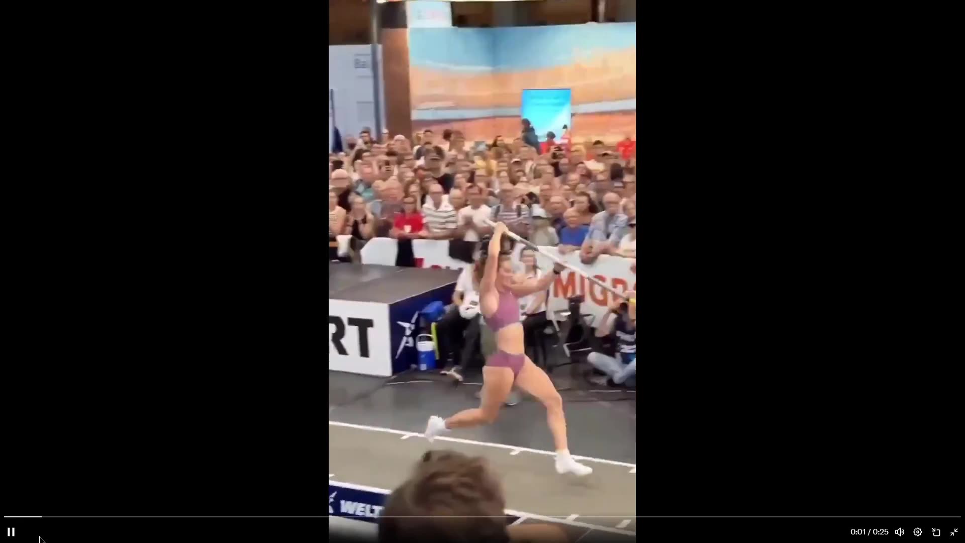 All of that training comes down to seconds. GLORIOUS in slow motion - clip