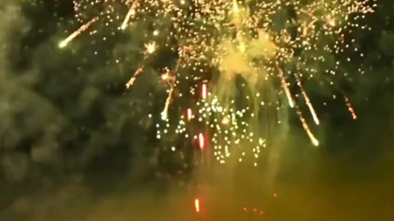 Why Koushik Crackers’ Eco-Friendly Sparklers Are the Best Choice for Diwali 2025