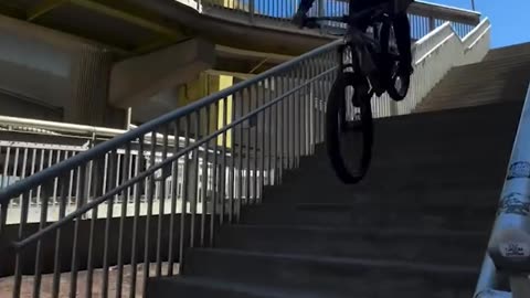 Falling off a bicycle has never been so much fun!