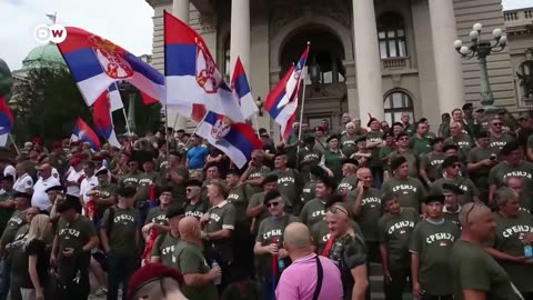 Police clash with anti-government protesters