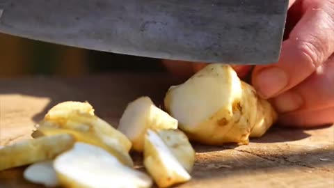 Cooking stir-fried sour ginger