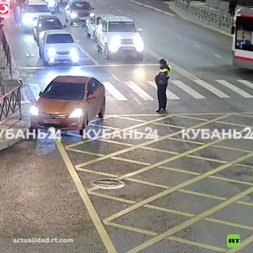 Conductor comete varias infracciones y se entrega a la Policía