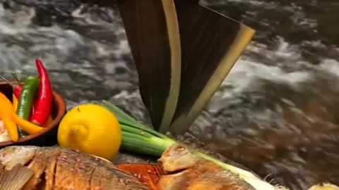 Would you indulge in this insanely delicious fish 🐟 with a rice garnish and exquisite Asian