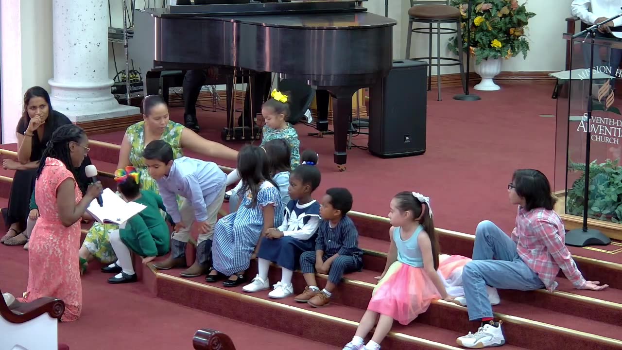 Nov. 15 | Divine Service - "The Grand Finale"