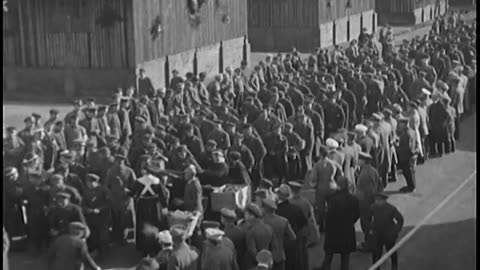 [PATHE NEWSREEL EXCERPTS] - [PATHE NEWSREEL EXCERPTS] - cbs-cbswwi-142