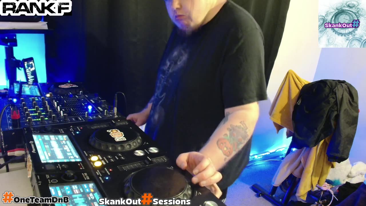 SkankOut#Sessions is is live! linktr.ee/skankout for all live links!