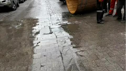 Ereticul Ecumenist Duca e cu EREZIA RELIGIOASA si ce fac ai lui ERETICI ECUMENISTI cu "agheasma"