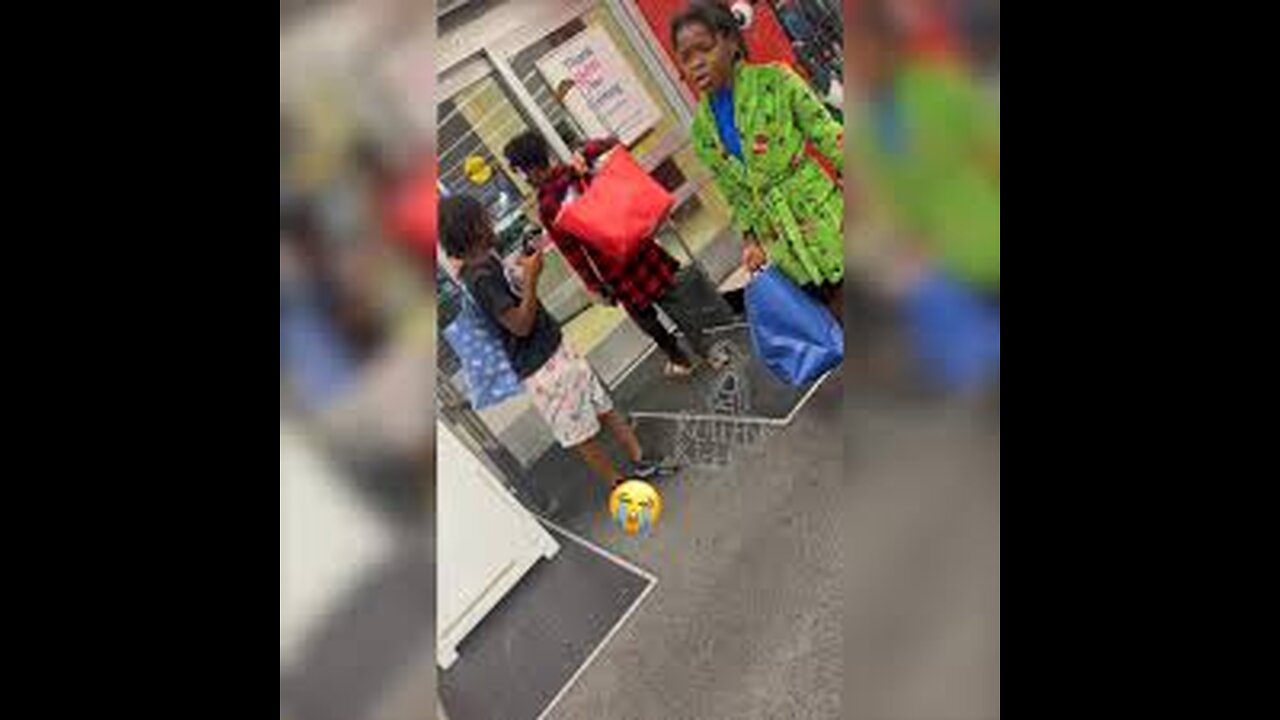3 Young Black Boys Caught Shoplifting and Threatening Workers at a Dallas Walgreens