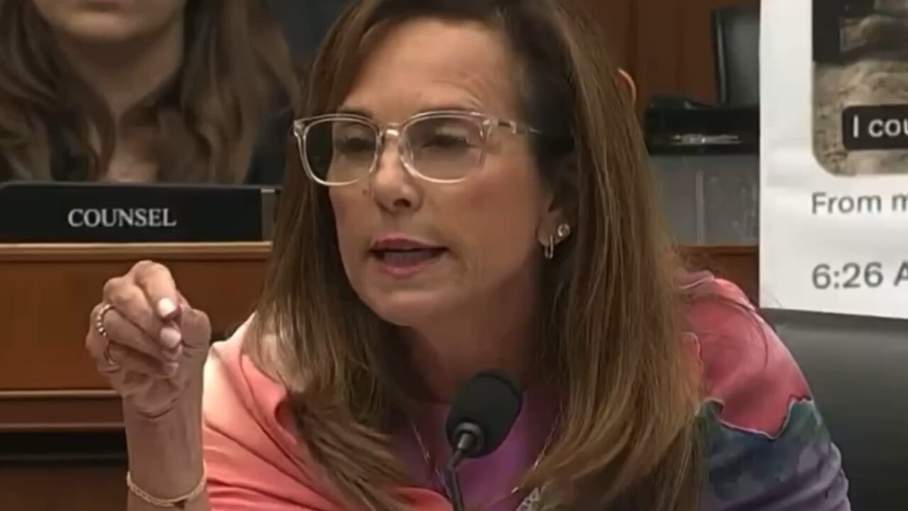 BREAKING NEWS:📣 The Chancellor of Berkeley gets smoked supporting a Hamas supporting Professor…