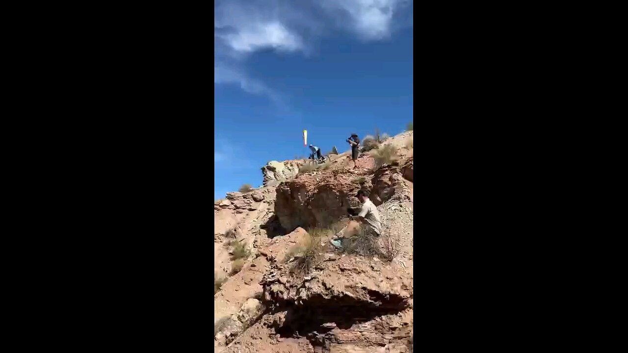 Cycling 🚲 on mountain