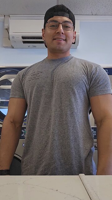 Laundry day #laundry #foldingclothes #matchingsocks #landromat #laundrytok