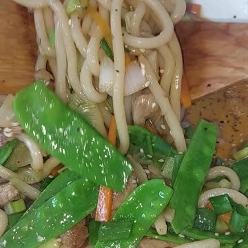 Do you know this? 10 Minute Udon Noodles Recipe #UdonNoodle #10minutes #stirfry