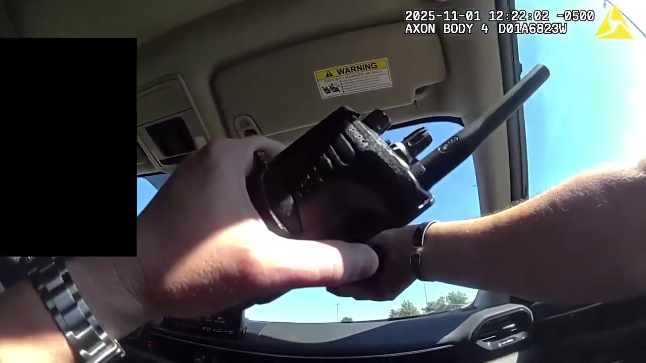 🚨 ‘Hop In!’ Good Samaritan Gives Cop a Ride to Catch Fleeing Thieves