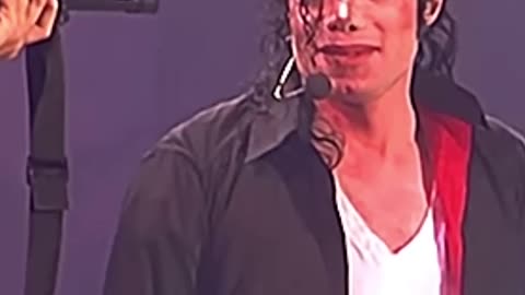 👑️MICHAEL JACKSON HELD AT GUNPOINT A WANTS WORLD PEACE