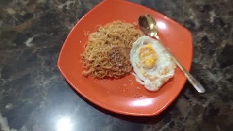 Making Hot and Tasty Noodles