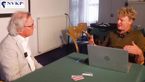 Interview Theo Schetters (bioloog/ immunoloog) over zijn onderzoek naar het COVID vaccin.