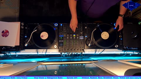 Vinyl Vinnie @ Rokagroove Radio Episode 205
