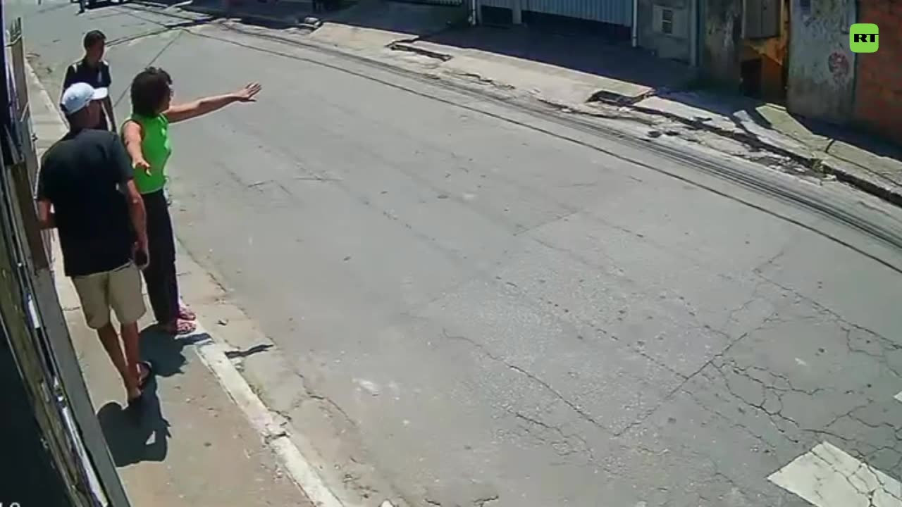 Mujer sobrevive a un ataque con cuchillo de su pareja en Brasil