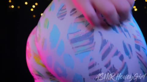 ASMR Scratching