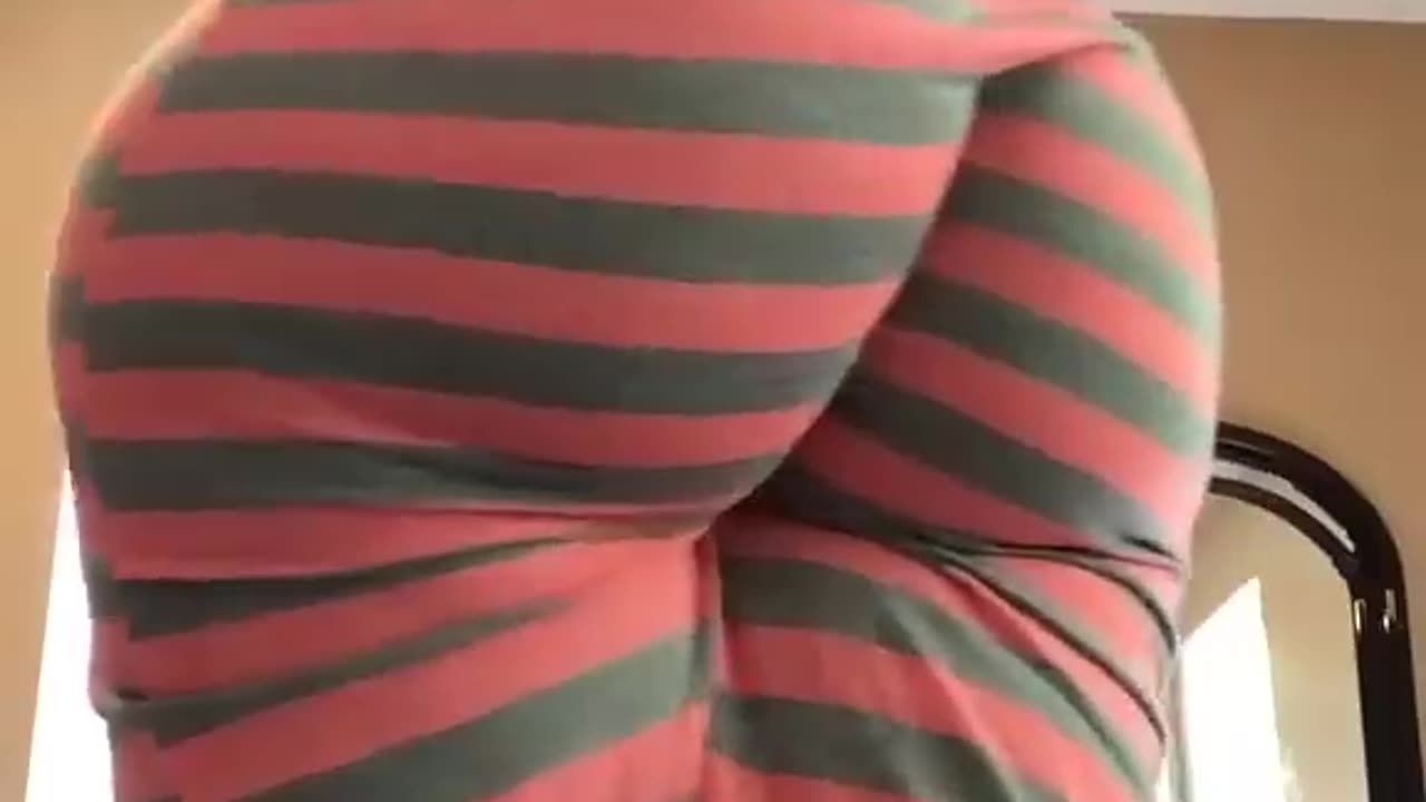 🟢 Woaman Big ass and Big Booty 😍rest