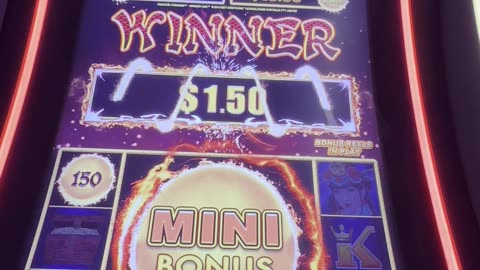 100x Bonus on Peacock Princess #DragonLink 🦚🎰💵