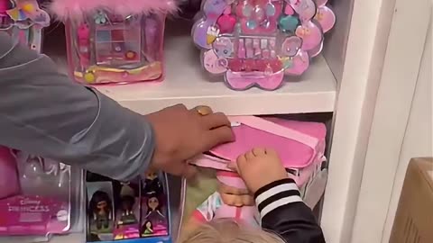 CHARLIE KIRK WITH HIS DAUGHTER
