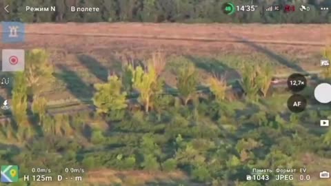 🚁🔫 Ukraine Russia War | Russian Kamikaze Drone Nearly Hits Ukrainian Vehicle on Petropavlivka… | RCF