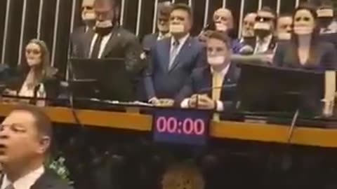 Nazista de Moraes é violador de direitos humanos.