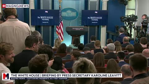 🇺🇸 Karoline Leavitt Faces Media Over Trump’s Epstein Comments at White House Briefing [LIVE]