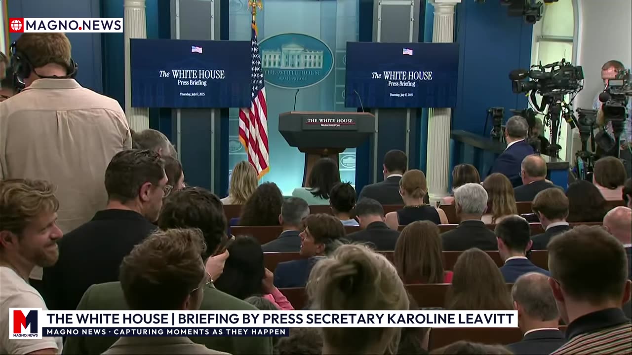 🇺🇸 Karoline Leavitt Faces Media Over Trump’s Epstein Comments at White House Briefing [LIVE]