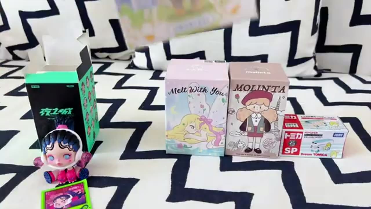 🎁 UNBOXING MYSTERY BOX #1