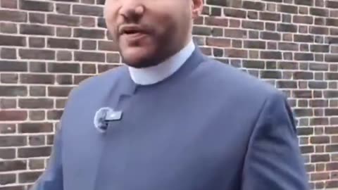 Muslims continue to buy churches in UK (London) and turn them into mosques. Intolerable.