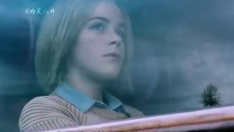 人性扭曲、三观炸裂，被囚禁于阁楼的四朵小花#爱情 #混剪 #电影推荐