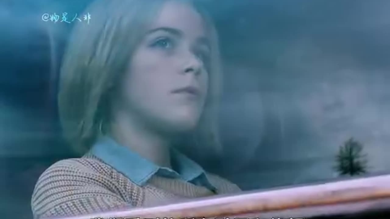 人性扭曲、三观炸裂，被囚禁于阁楼的四朵小花#爱情 #混剪 #电影推荐