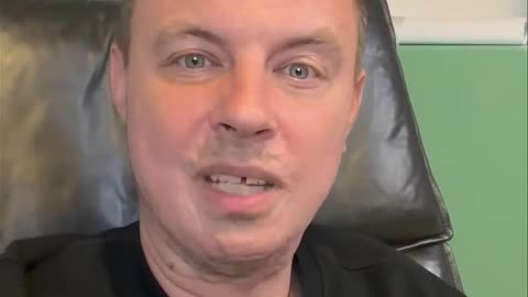 Jindřich Rajchl Proč odstranění ukrajinské vlajky z národního muzea ?