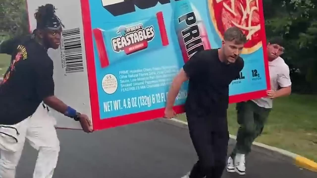 Running With Bigger And Bigger Lunchlys