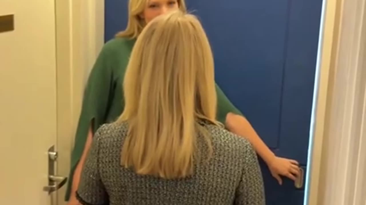 Karoline Lewitt prays before her performance