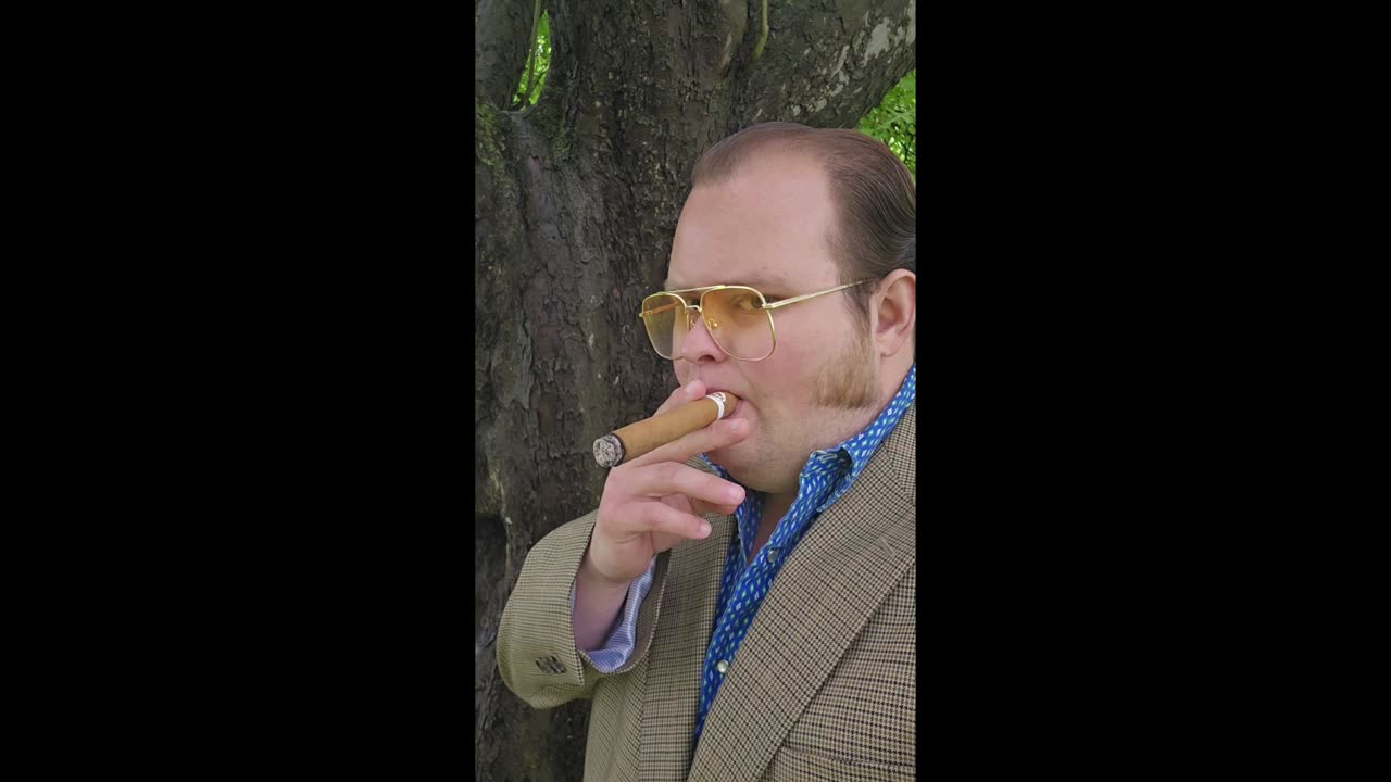 Wild Bill's Lolita cigar.